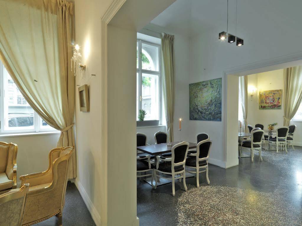 Hotel Assenzio براغ المظهر الخارجي الصورة